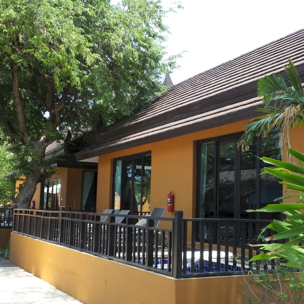 Phi Phi Long Beach Resort & Villa Zewnętrze zdjęcie