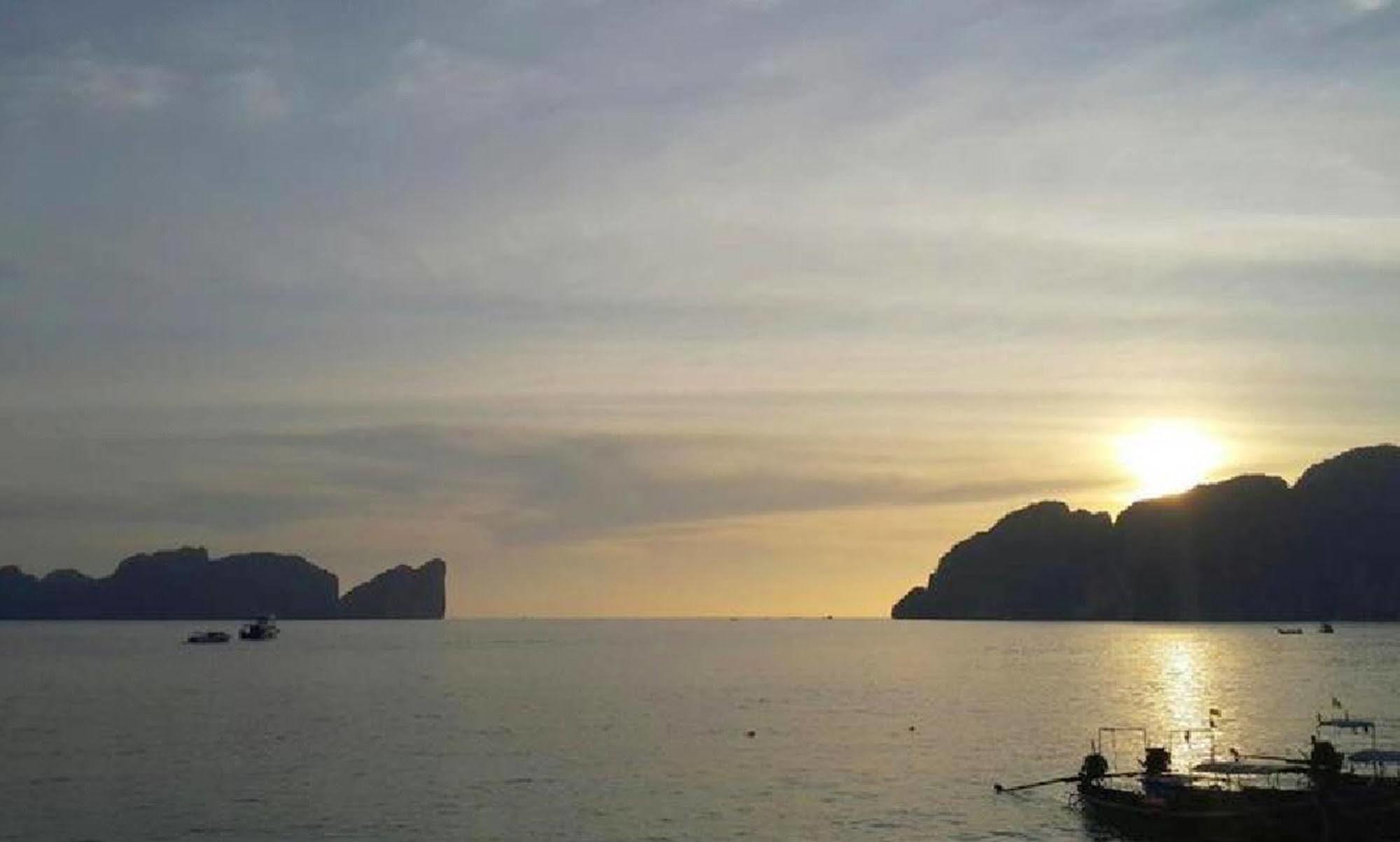 Phi Phi Long Beach Resort & Villa Zewnętrze zdjęcie